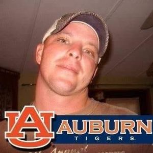 Meet your Posher, Derrick